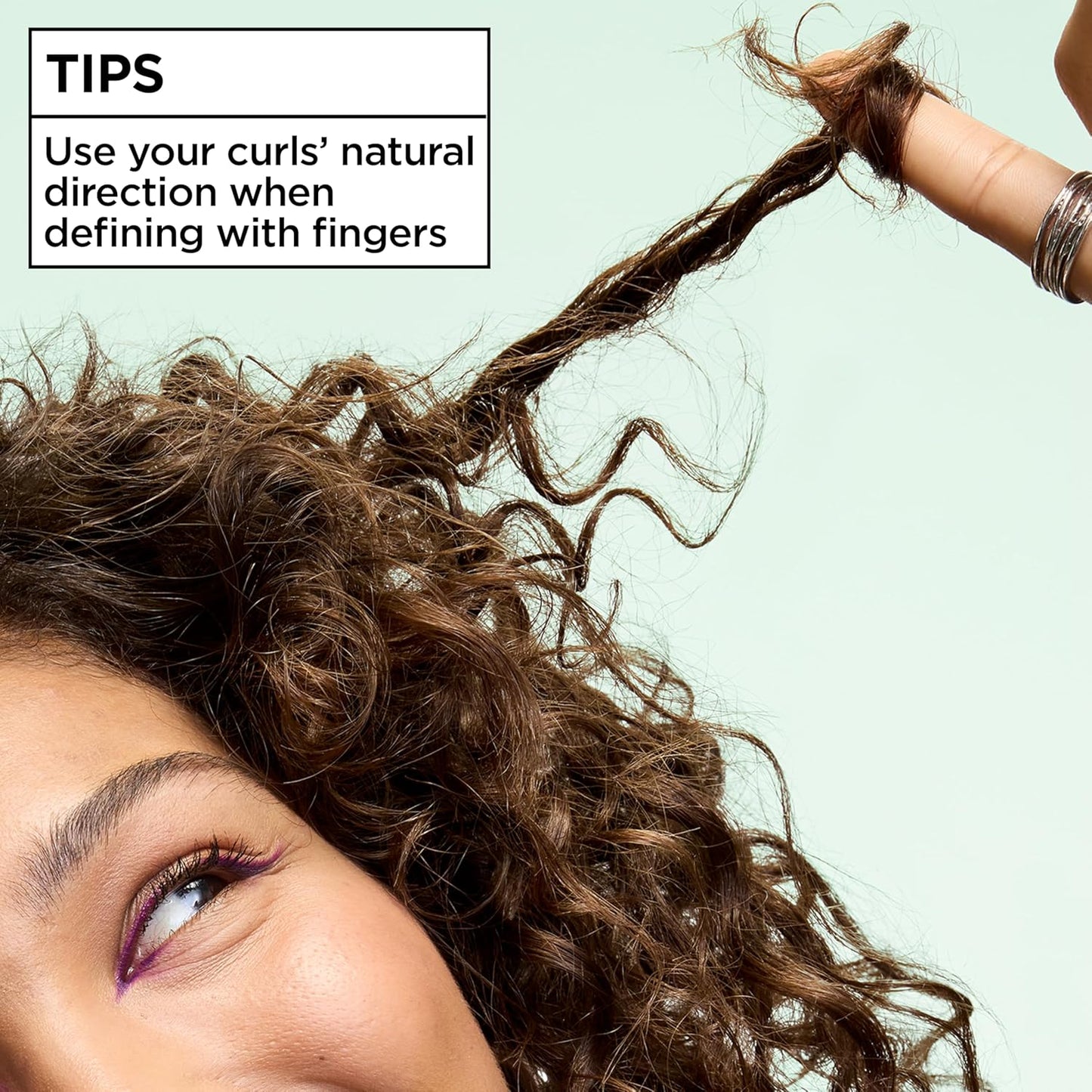 Garnier Fructis Curl Shine Conditioning Hair Gel, Frizz Control for Curly, Wavy, and Coily Hair, Extra Strong Hold for up to 48 Hrs of Bouncy, Moisturized Curls, 5.1 Fl Oz (Packaging May Vary)